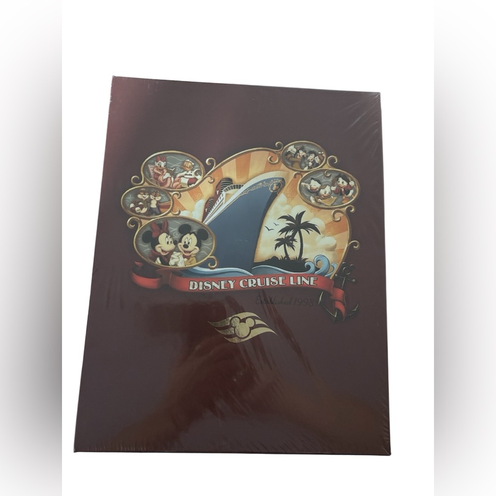Disney Cruise Line Large Photo Album Holds 200 4"x6" Pictures